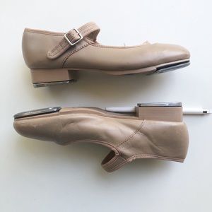 CAPEZIO Leather Mary Jane Buckle Tap Dance Shoes